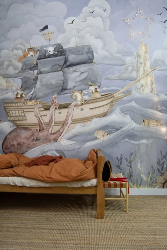 tapeta pirate story niebieska, mural statek piracki, tapeta marynistyczna dla dzieci, tapeta piraci na oceanie, tapeta pokój przygodowy