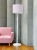 lampa podłogowa różowa w gwiazdki do pokoju dziewczynki