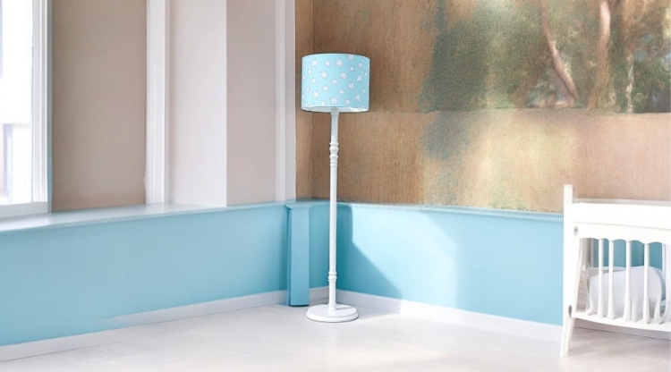 lampa podłogowa miętowa w gwiazdki dla dzieci