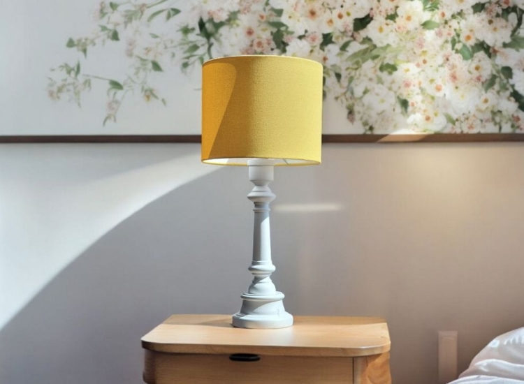 lampa stołowa żółta do sypialni