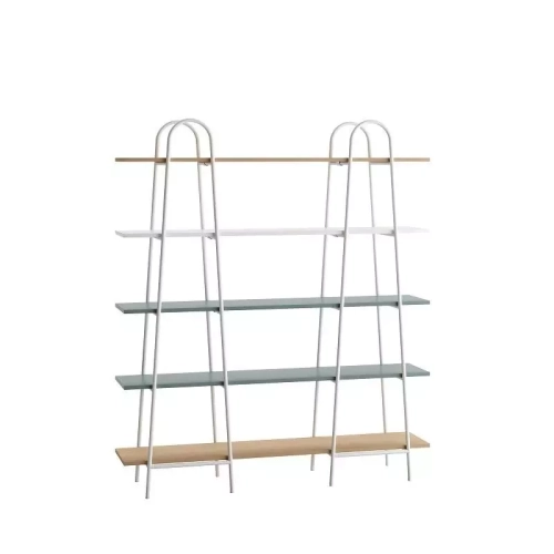 Regał minimalistyczny Match W150 Eukaliptus z pięcioma półkami, konstrukcją z metalowej rury i możliwością mocowania do ściany, idealny do pokoju dziecięcego.