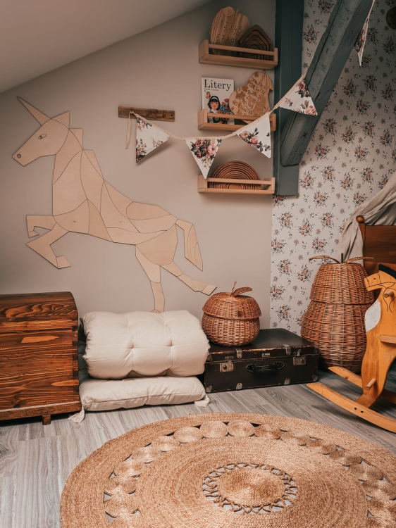 Drewniana dekoracja ścienna koń jednorożec w stylu origami