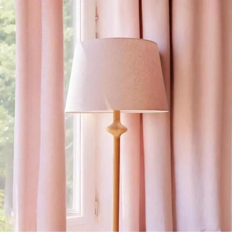 Lampa podłogowa lniana pudrowa powder vibe-2.webp
