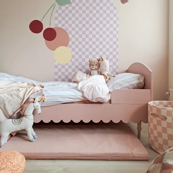 łóżko dla dziewczynki pudrowy róż retro babushka 90x200cm