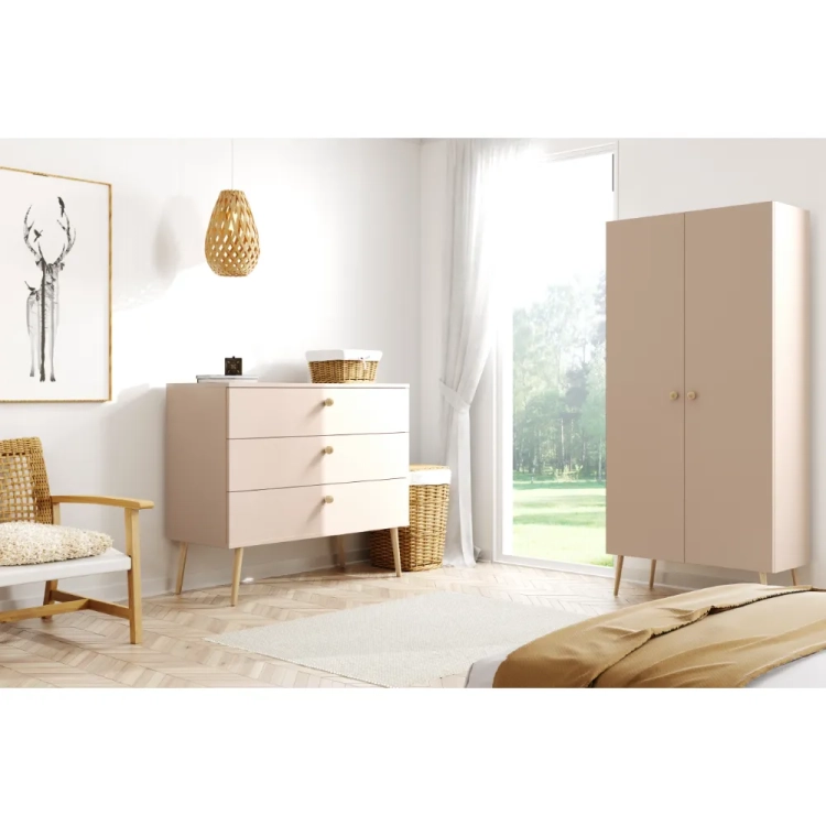 szafa Beige Harmony 2, szafa beżowa z półkami, minimalistyczna szafa w odcieniu cappuccino, szafa boho z jutowymi uchwytami, szafa do pokoju dzieci i nastolatków