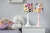 lampka nocna "Princess Dreams" dla dziewczynki, pastelowa lampka z księżniczkami, lampka na komodę z motywem księżniczek, lampa dziecięca z drewnianą podstawą, abażur z księżniczkami