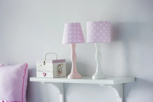różowa lampka nocna Polka Dot Pink w białe kropeczki, pastelowa lampka dla dziewczynki, dekoracyjna lampka stożek lub walec