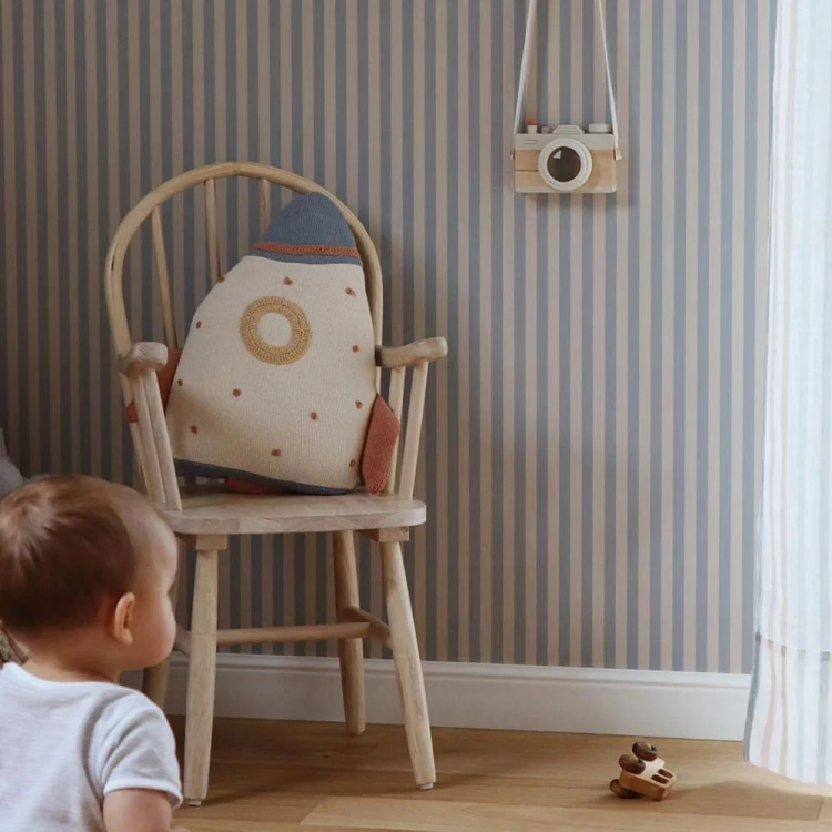 Tapeta Vintage w paski beżowo-błękitne – Simple Vintage Stripes Beige Blue, ekologiczna, 280x50 cm, subtelny wzór idealny do sypialni i pokoju chłopca