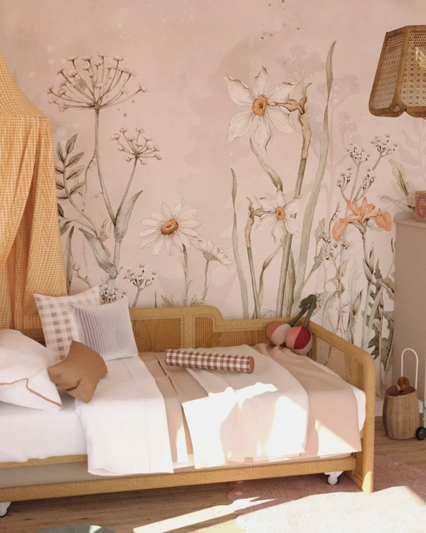 tapeta polne kwiaty kremowo-beżowa, mural minimalistyczny w kwiaty, tapeta vintage delikatna, tapeta do sypialni retro, tapeta pastelowa w kwiaty