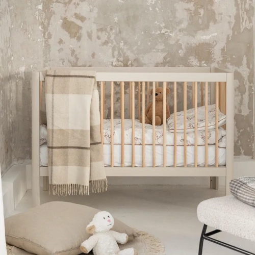 łóżeczko beżowe szampańskie Pinio Pure 120x60 cm, elegancki styl art déco, meble dziecięce premium
