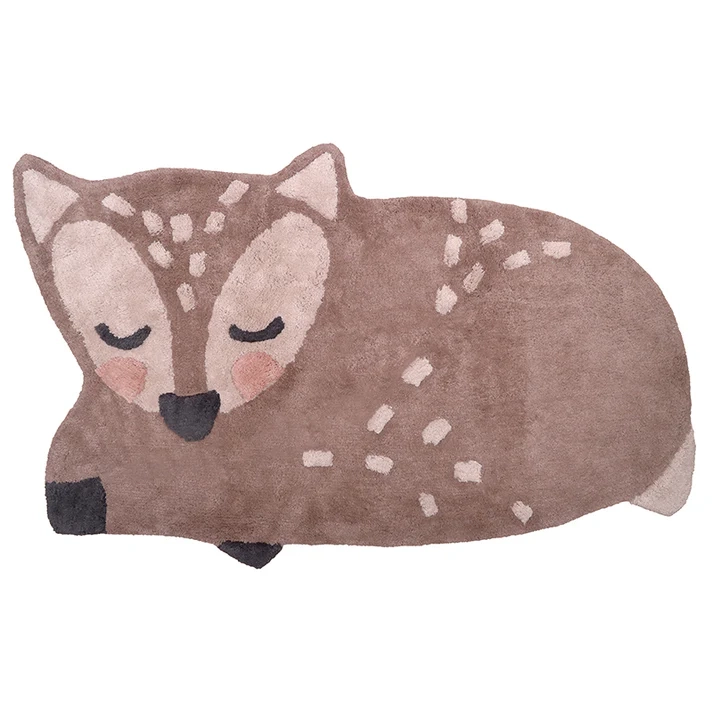 dywan dziecięcy Little Deer Jelonek 70x110 cm, bawełniany, ręcznie tuftowany, w kolorach orzechowym, beżowym i pudrowym, z antypoślizgowym spodem, do pokoju dziecka
