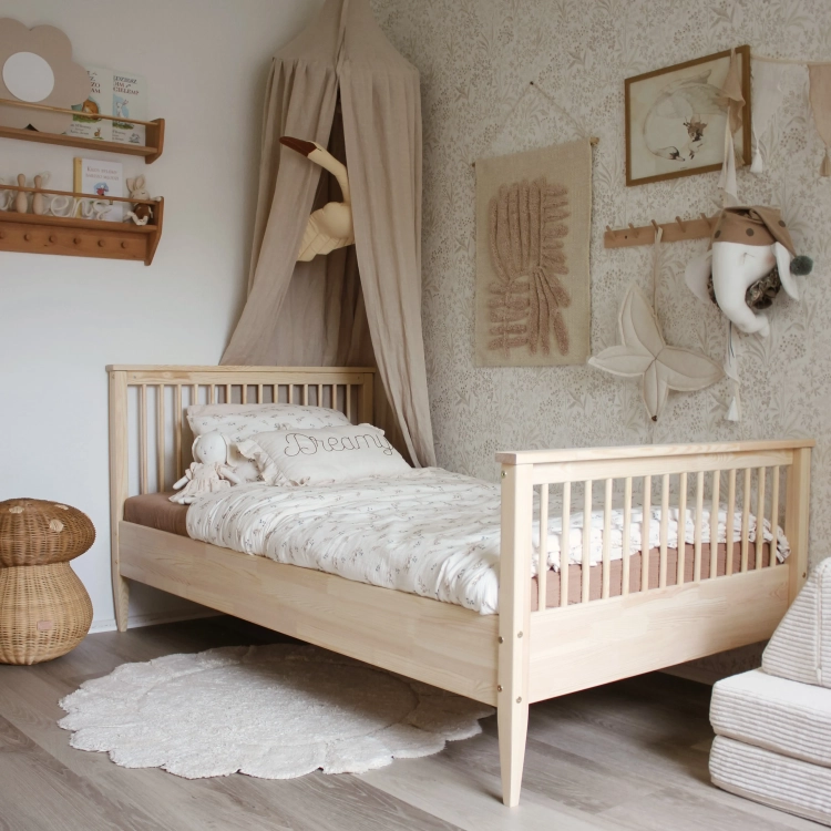 dywan dziecięcy Gabrielle okrągły 110 cm, 100% bawełna, naturalny écru, z wykończeniem w płatki, prany w pralce, certyfikat OEKO-TEX