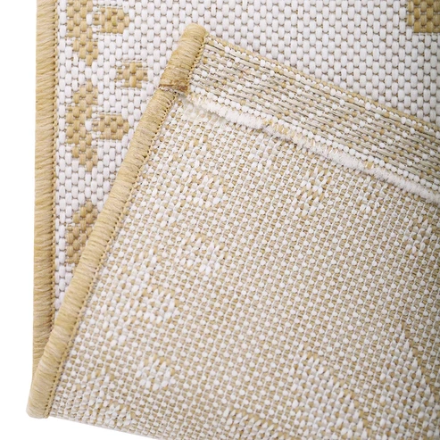 dywan dziecięcy prostokątny ecru 135x190 cm z motywem palm i ptaków, styl boho, polipropylenowy, do wnętrz i na taras
