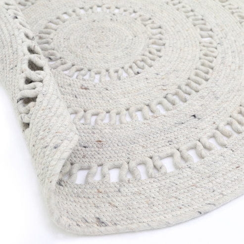 dywan okrągły naturalny ecru wełniany 140 cm ażurowy ręcznie robiony styl boho vintage do pokoju dziecka