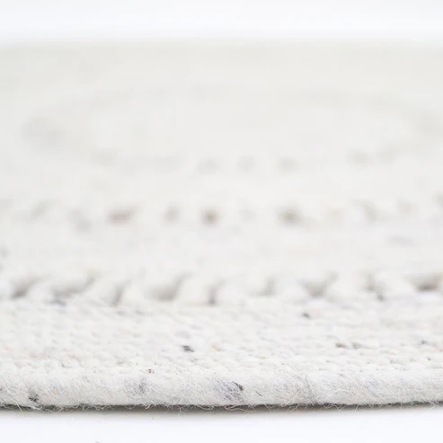 dywan okrągły naturalny ecru wełniany 140 cm ażurowy ręcznie robiony styl boho vintage do pokoju dziecka