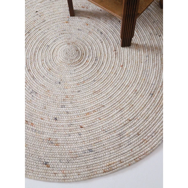 dywan okrągły beżowy naturalny ręcznie robiony z wełny i bawełny średnica 110 cm styl boho do pokoju dziecka