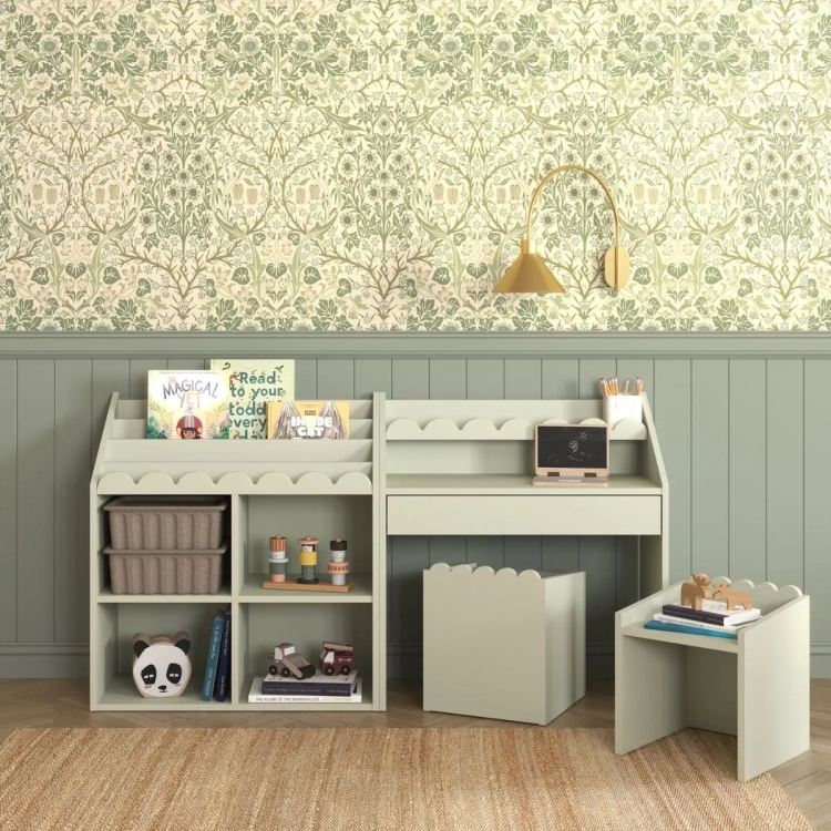 biurko book nook sage z falbanką w kolorze zielonej szałwii