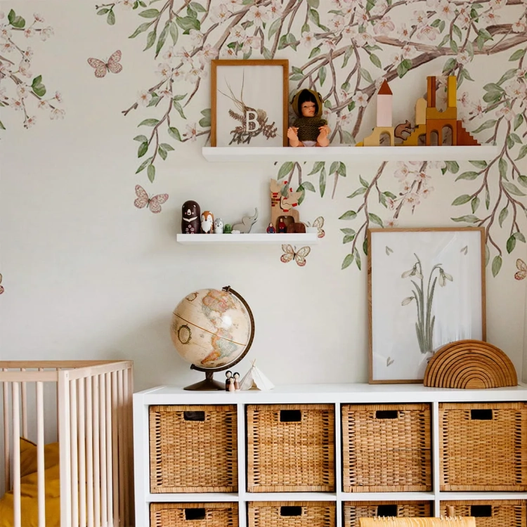 tapeta dla dziewczynki z kwitnącym drzewem w odcieniach beżu i różu, styl boho