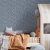 tapeta-mini-stokrotki-niebieska-01.webp