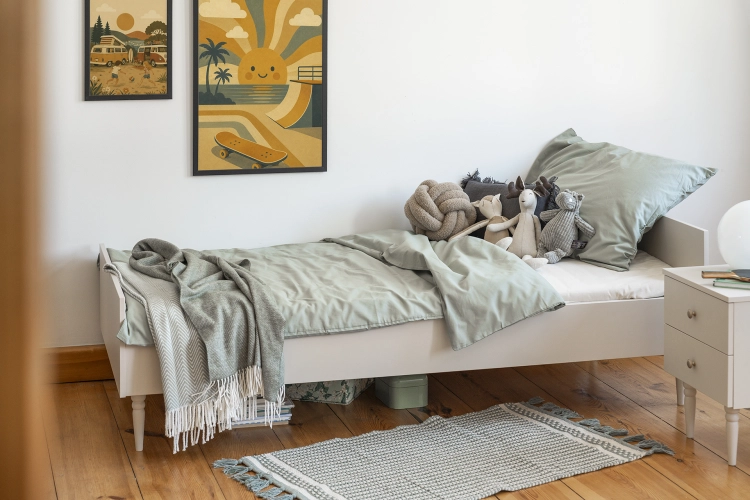 szampańskie łóżko Pinio Petite 200×90 cm do pokoju dziecka i nastolatka