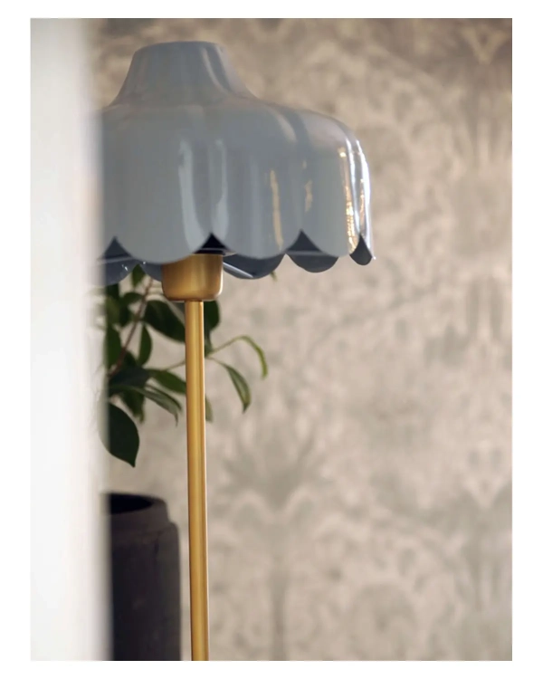 niebieska-lampa-retro-wells-detal.webp