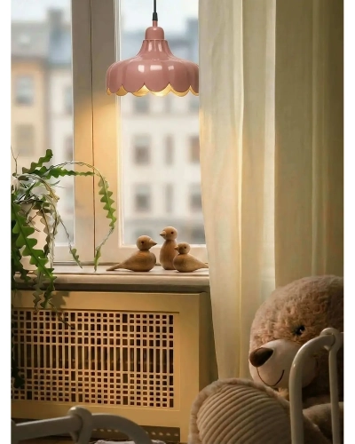 rozowa-lampa-wells-24-cm-aranzacja.webp