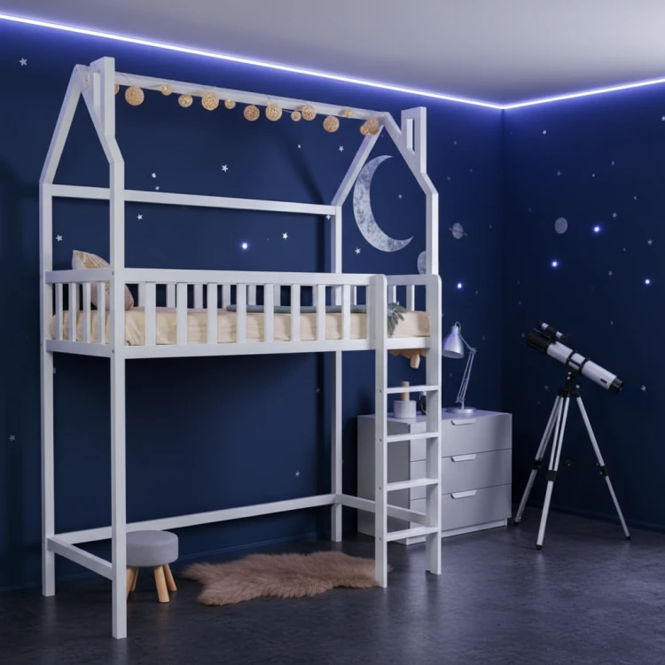Łóżko domek Moon na antresoli w aranżacji pokoju dziecięcego