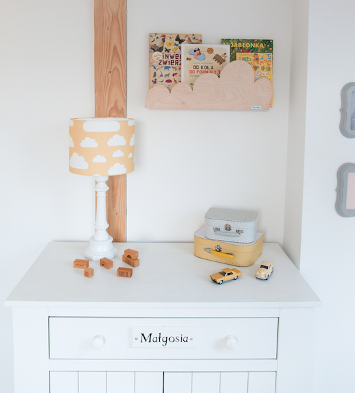lampa w chmurki musztardowe