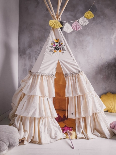 tipitentwithfrills_folk_2_900x