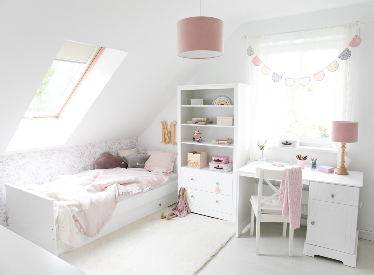 lampa wisząca do pokoju dziewczynki