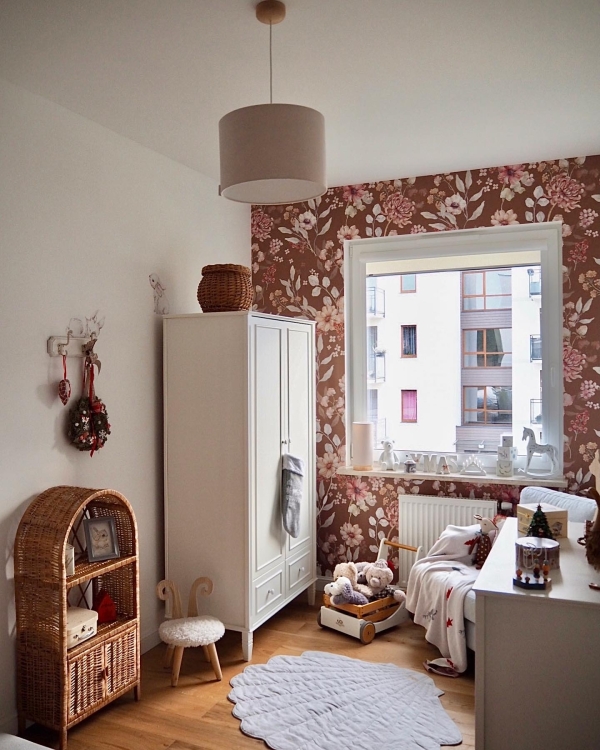 lampa wisząca do pokoju dziecięcego