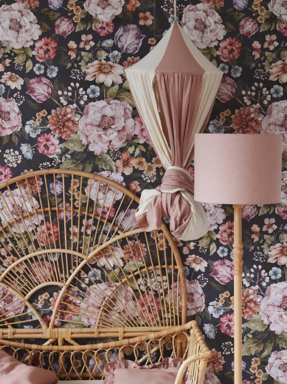 Canopypowderpinkcircus_4_2000x2000