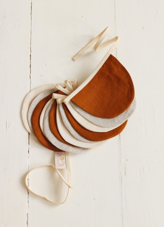 Creamcircusgarland_1_2000x2000