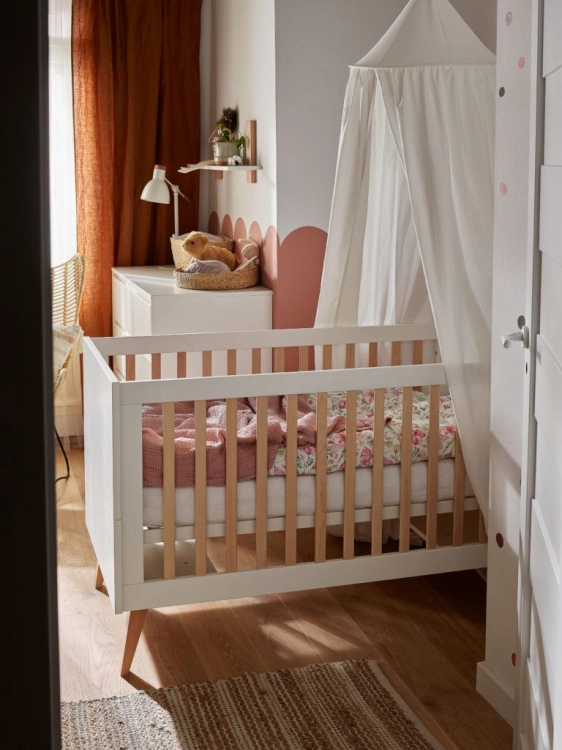 21.02.11-pinio-0135778-768x1024