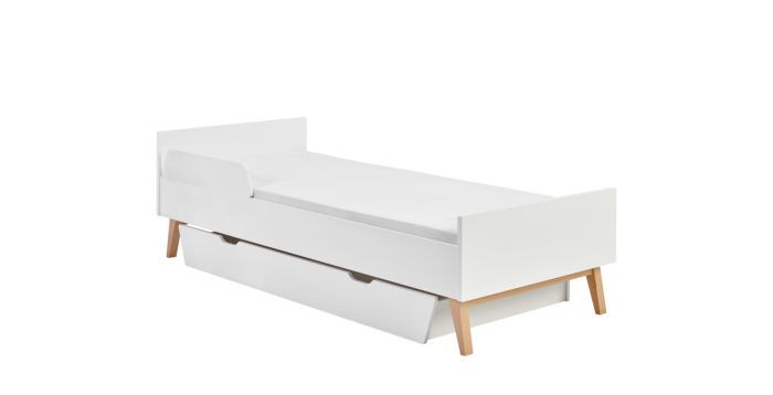 swing_bed200x90_white_4-700x358