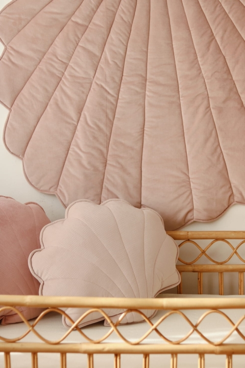 powderpink-velvet-playmat-kidsroom-moimili (4).jpg