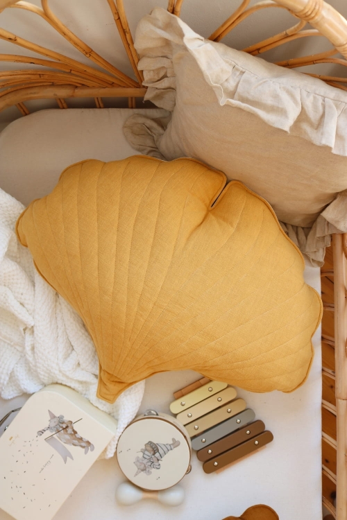 mango-linen-ginkgo-leaf-pillows-moimili-decoration(14).jpg