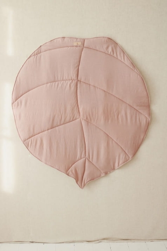 powder-pink-linen-leaf-playmat-babyplaymat (1).jpg