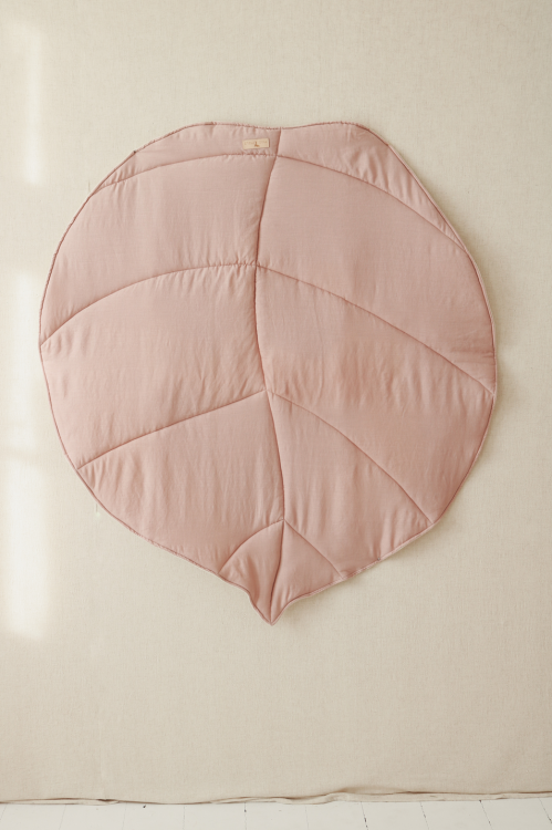 powder-pink-linen-leaf-playmat-babyplaymat (1).png