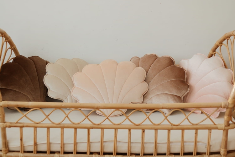 apricot-pearl-shell-pillows-moimili (2) — kopia.jpg