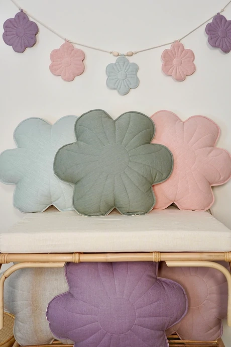 Linenbloompillows_1512d0f3-0fef-4043-822d-3ce6e2dfcbec_460x.webp