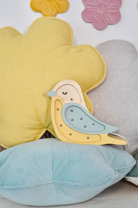 LinenbloompillowSunflower_1_aa81a1b6-5719-4d93-9881-f550b888b8d2_460x.webp