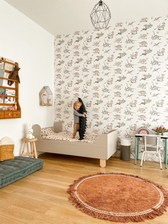 Łóżko 80x160 cm Beżowe Basic – nowoczesne łóżko w kolorze kaszmirowym, idealne dla dziecka lub nastolatka. Wykonane z malowanej płyty MDF i drewna bukowego, w stylu skandynawskim.