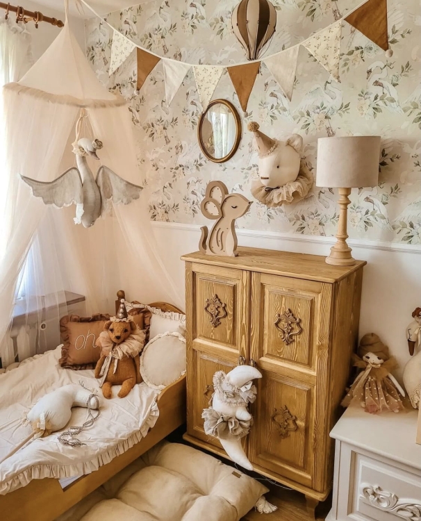 lampa drewniana kremowa aksamitna vintage