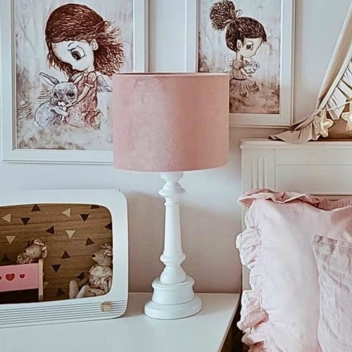 lampa stojąca drewniana różowa aksamitna
