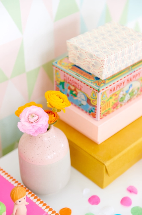 109-04 Alice candy detalj.jpg