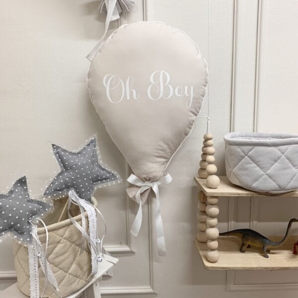 Dekoracyjna poduszka balon w dziewięciu kolorach, idealna na baby shower