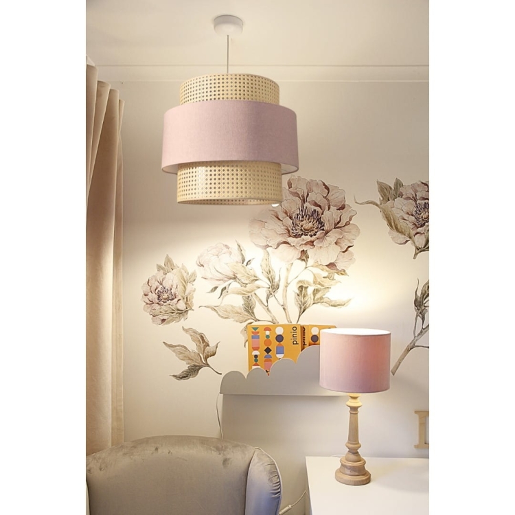 lampa wisząca rattanowa różowa pastalowa