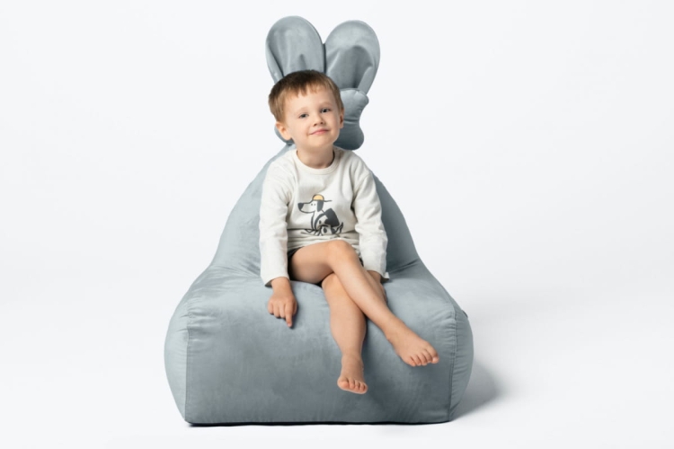 Uszata-pufa-siedzisko-z-oparciem-Funny-Bunny-VELVET-Jasno-Szara_[436]_1200.jpg