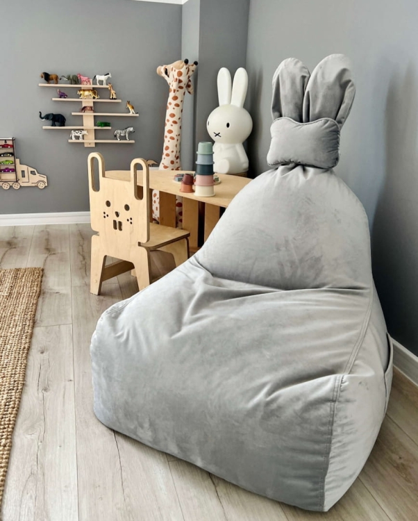 Uszata-pufa-siedzisko-z-oparciem-Funny-Bunny-VELVET-Jasno-Szara_[468]_1200.jpg